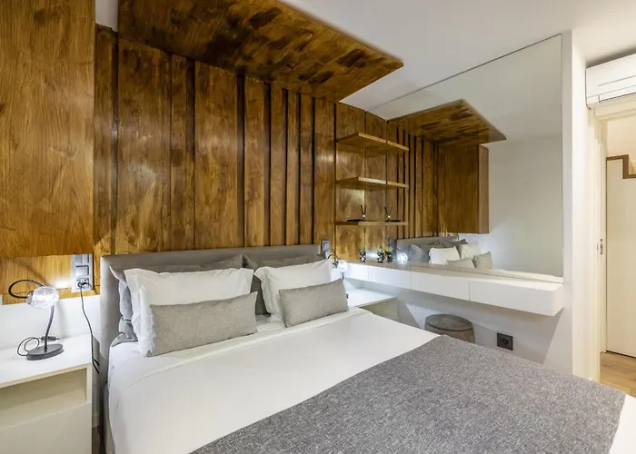 D&s - Foz Riverside ポルト